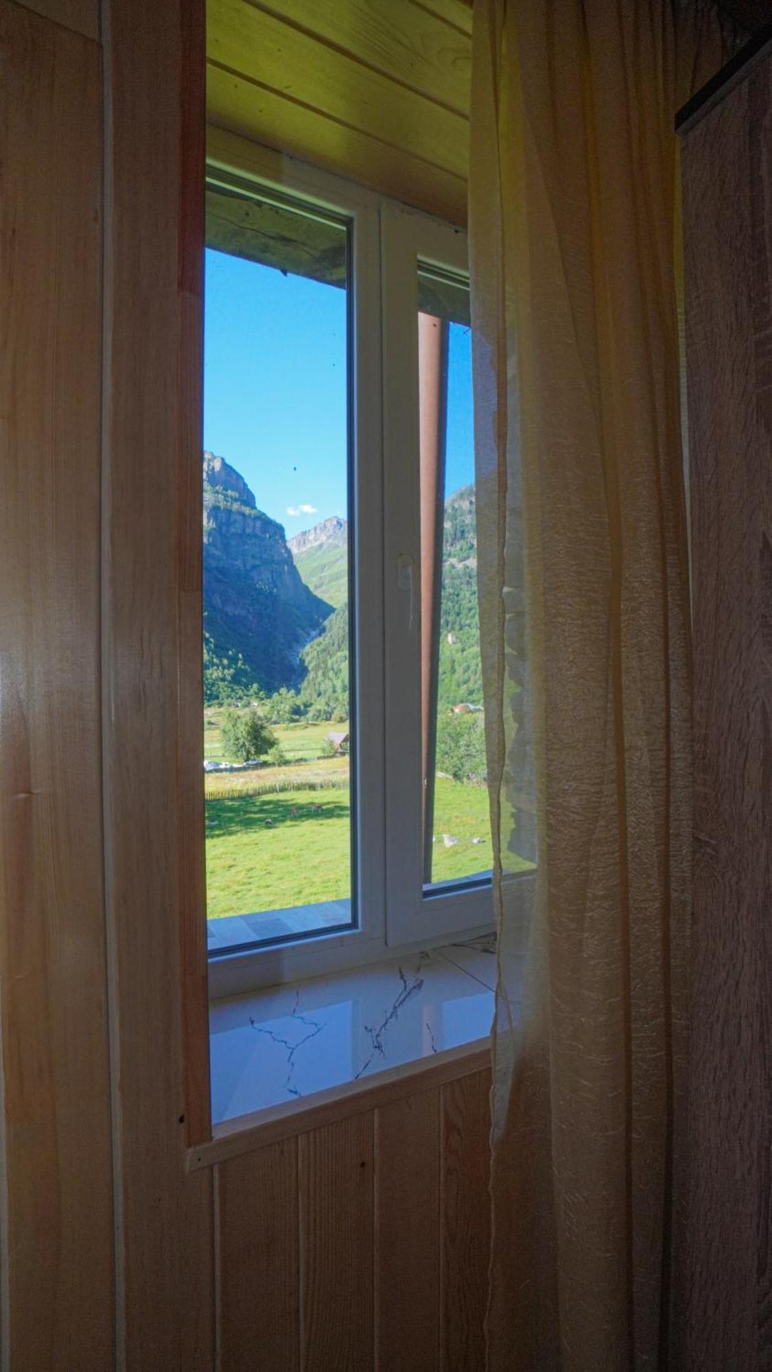 Givi Kakhiani'S Guesthouse Zhabeshi Ngoại thất bức ảnh
