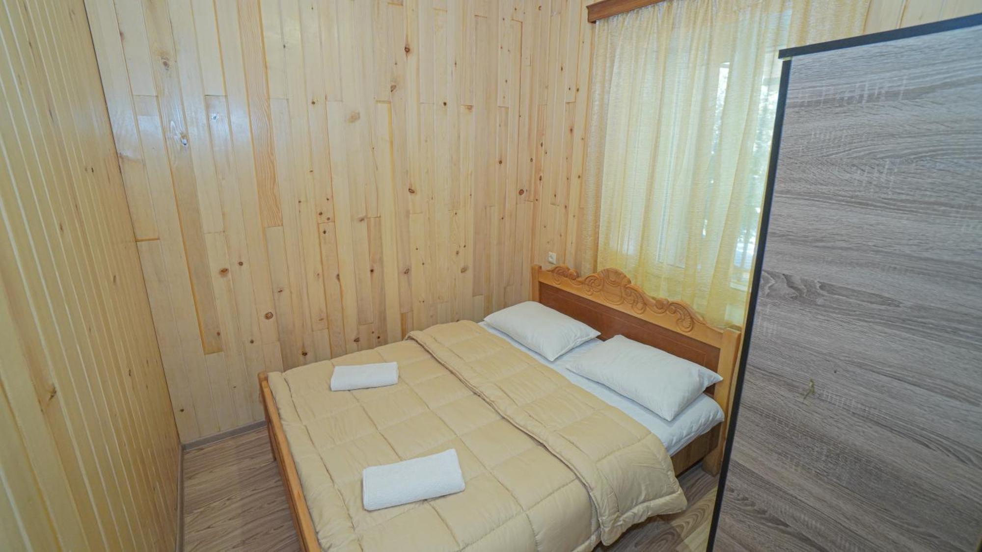 Givi Kakhiani'S Guesthouse Zhabeshi Ngoại thất bức ảnh